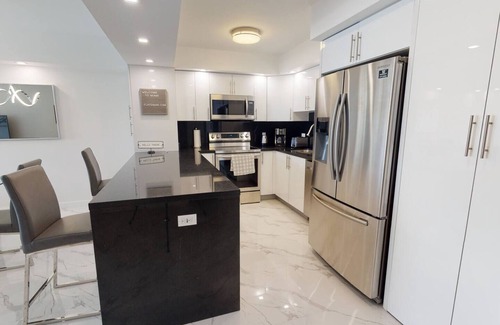 Sunny Isles Beach Condo | OR1019 - Modern Ocean View Apt Steps to the Beach