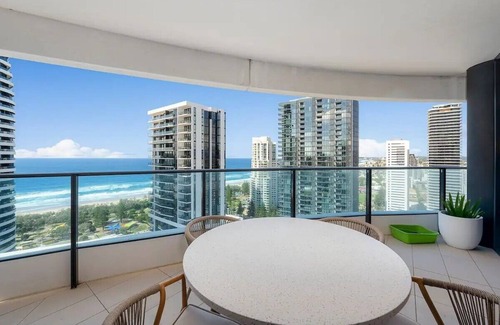 Broadbeach Apartment | Oracle - Best in Broadbeach