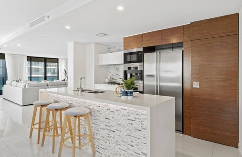Broadbeach Apartment | Oracle Resort 4 Bedroom Superior