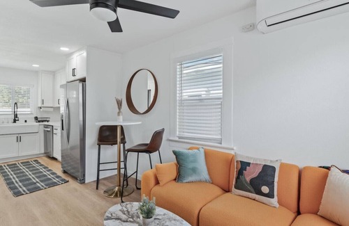 Logan Heights House | Orange Blossom -2BR Free Parking