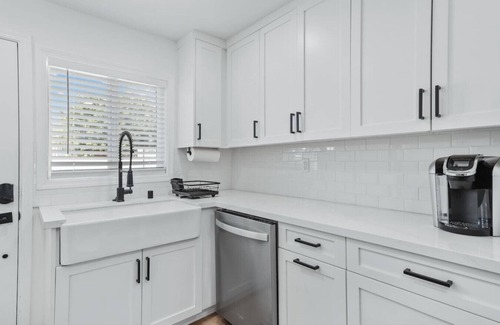Logan Heights House | Orange Blossom -2BR Free Parking