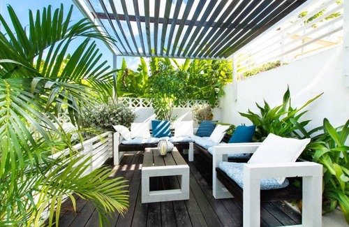 Nassau Cottage | Orange Cottage Steps to the Beach 2 BR