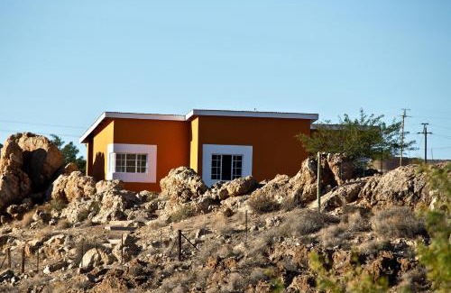 Aus Apartment | Orange House Self Catering