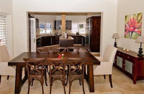 Westerhall Land Settlement Villa | Orchard Bay Villa