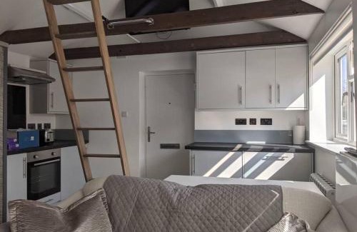 Peterborough Apartment | Orchard House