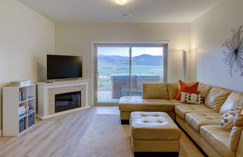 Vernon House | Orchard View getaway at The Rise