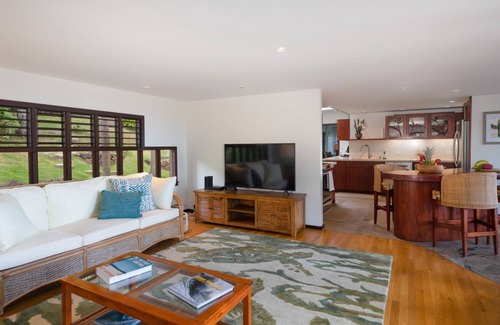 Lanikai House | Orchid House - Pool and Endless Ocean views!
