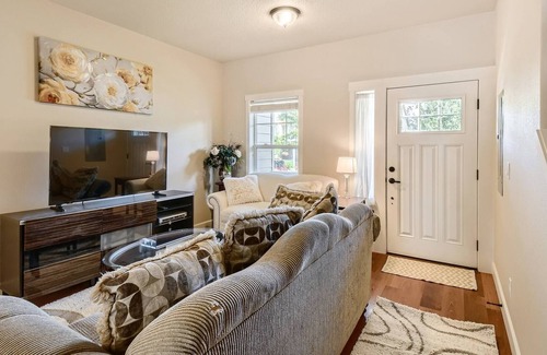 Oregon City House | Oregon Jade Lodging: Monthly Rental 3 Br, No Tax