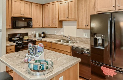 Oregon City House | Oregon Jade Lodging: Monthly Rental 3 Br, No Tax