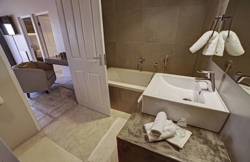 Center Bed & Breakfast | Organic Stay Guesthouse