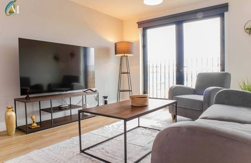 Liverpool City Centre Apartment | Oriel Blue | Central | 2Bed | Parking