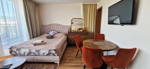 Sunny Beach Apartment | Orient Holiday