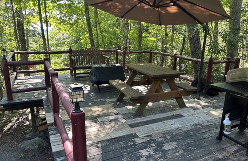 Lucerne-in-Maine Cabin | Original Lucerne-in-Maine cabin