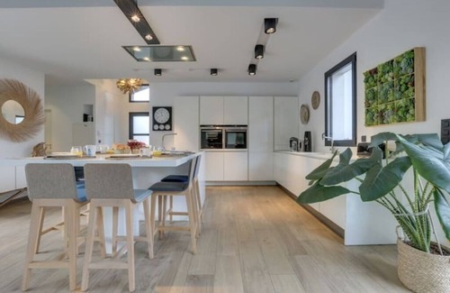 Arcangues House | ORION - bright and modern house with pool