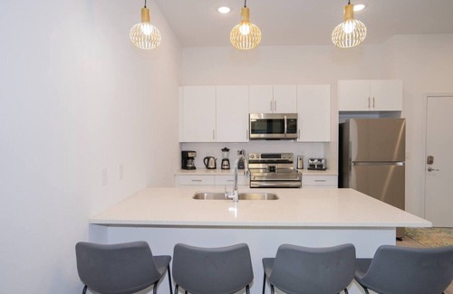 Loughman Apartment | ORL - 347 Famagusta Dr (5B)