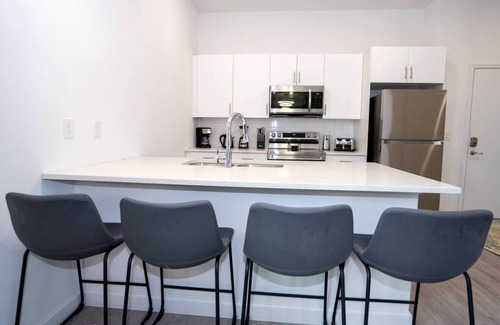 Loughman Apartment | ORL - 347 Famagusta Dr (5B)