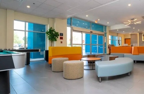 Florida Central Atlantic Coast Hotel | Orlando Getaway: Affordable Unit w/Outdoor Pool and Shuttle to Parks!