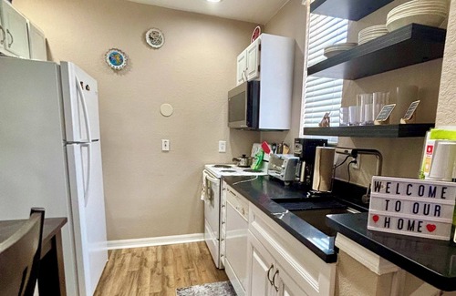 Kissimmee House | Orlando Getaway! Near Disney & MCO Airport, resort style with hot tub and pool!