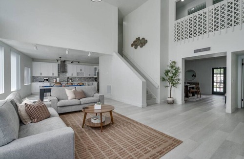 Rosemont House | Orlando Lake View Entire Home-NearDowntown