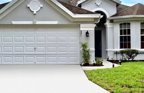 Calabay Parc House | Orlando Oasis! Private Pool, Near Disney and Universal Studios! 4BR, 3BA