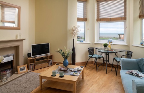Llanfairfechan Cottage | Orme View - Two Bedroom Cottage, Sleeps 4