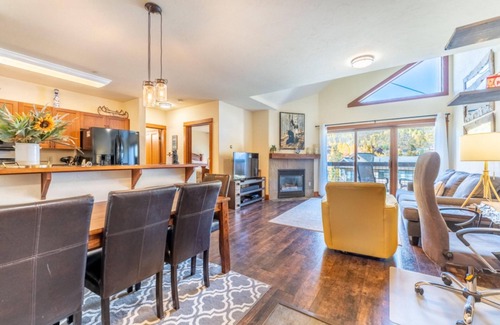Keystone Condo | Oro Grande by Summit County Mountain Retreats