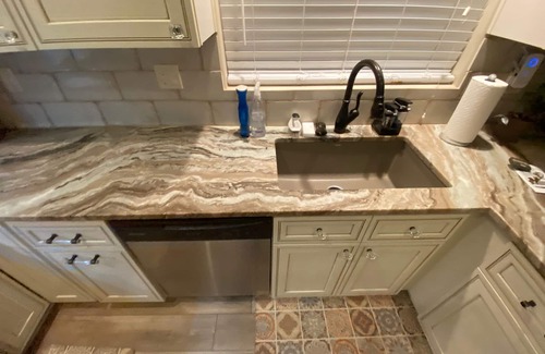 Oro Valley House | Oro Valley Gem! 4 bedroom-3 plus office/gym, 2 bath, Pool and Mountain View