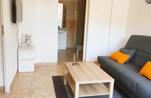 Le Dramont Apartment | Orpheus83