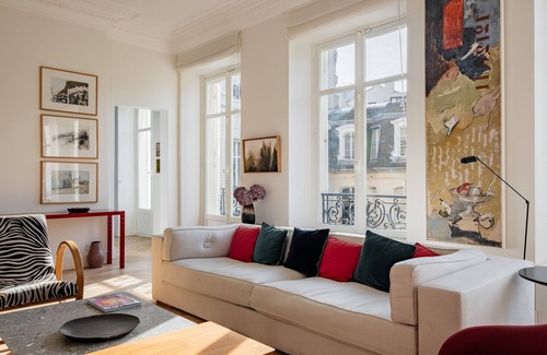 Saint-Thomas-d'Aquin Apartment | Orsay Artistry, by Veeve