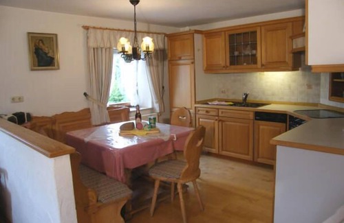 Anger Apartment | Ortsblick, 44m², 1 Schlafzimmer, Separate Küche, Dusche/wc, Sat-tv, Balkon