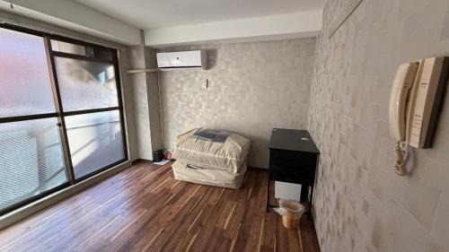 Shin-Osaka Apartment | Osaka Umeda West JR Tsukamoto Inn 204