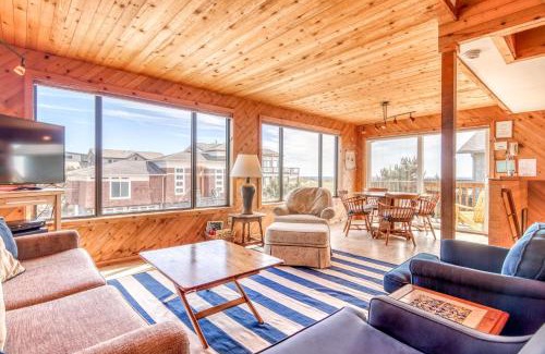 Manzanita House | Osborne Beach House MCA 139 - Meredith Lodging