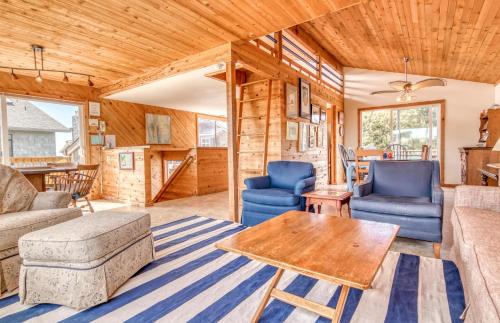 Manzanita House | Osborne Beach House MCA 139 - Meredith Lodging