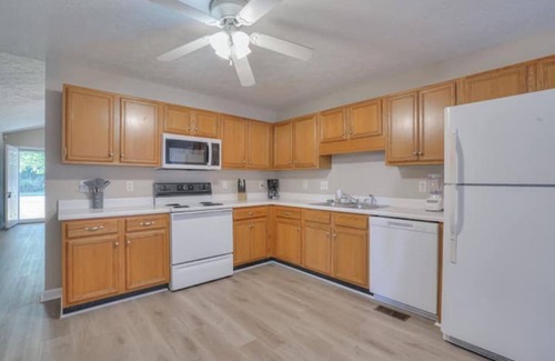 Murfreesboro House | OSborne- Great location, pet friendly