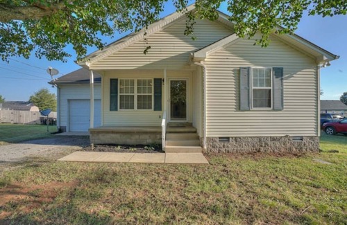 Murfreesboro House | OSborne- Great location, pet friendly