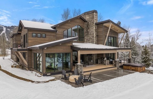 Tamarack House | Osprey Aspen Estate Home - Spectacular Estate Home with Hot Tub and Sauna