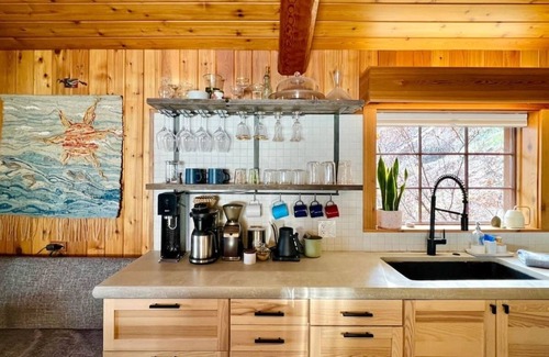 Somers Cabin | Osprey Getaway on Somers Bay