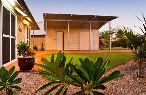 Exmouth Villa | Osprey Holiday Village Unit 104 - Villa with a Pool in the Complex