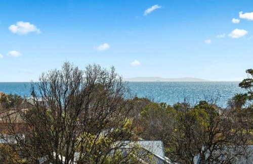 Mornington House | Osprey Mornington