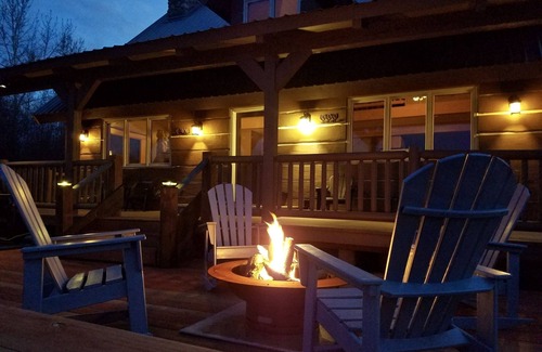 Florence Cabin | Osprey Riverfront Cabin