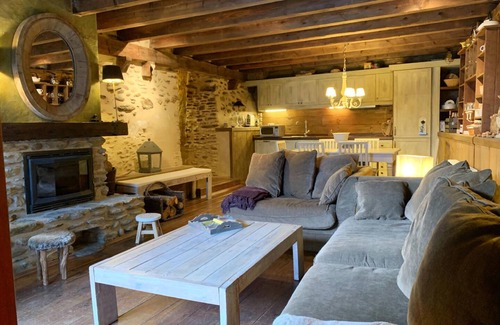 Osseja Apartment | OSSEJA III - Two Bedroom Apartment, Sleeps 5