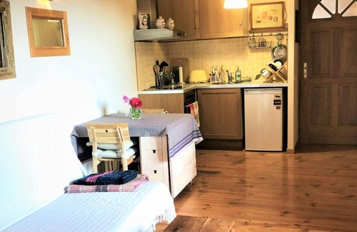 Osseja Apartment | Osseja VII - One Bedroom Apartment, Sleeps 4