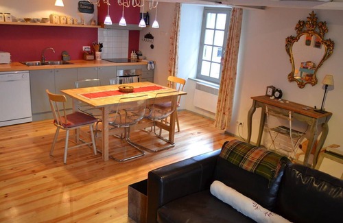 Osseja House | OSSEJA X - Two Bedroom House, Sleeps 5