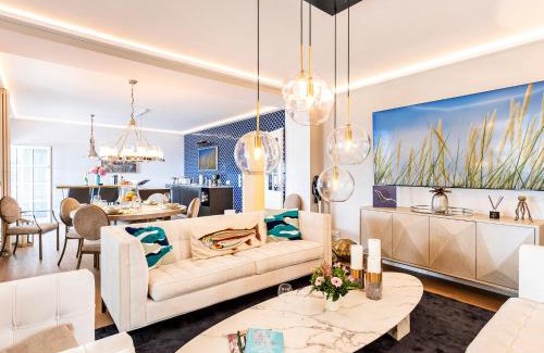 Sassnitz Apartment | Ostseeresidenz Angelika mit Terrasse und Meerblick