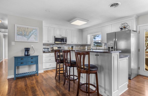 Straits House | Otter Banks Retreat- Sound Front Home in Beaufort, NC