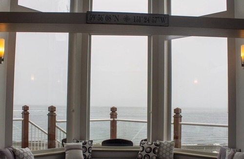 Homer Cabin | Otter Beach Lodges