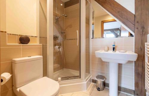 Malmesbury House | Otters Holt