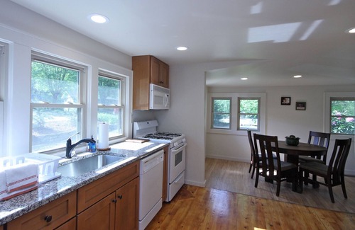 Brevard House | Otto Alexander Mountain Cabin w/Free Biltmore Pass and more