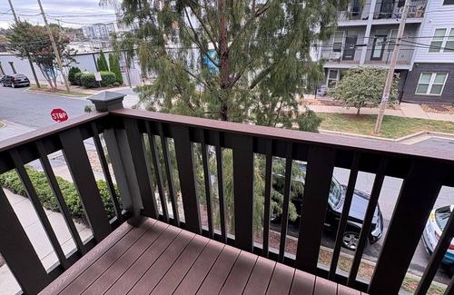 Plaza Midwood Apartment | Our cozy apartment is in one of the most walkable areas in Charlotte!