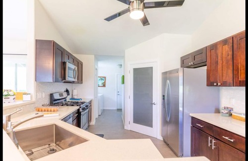 Hilo House | Our House Is Your Home Away From Home